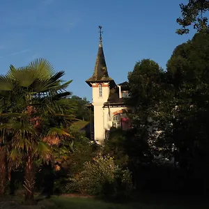 Bed & Breakfast Petit Chateau, Laborde
